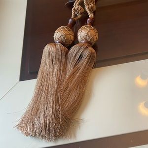 Fancy long cord tassel tieback for curtain